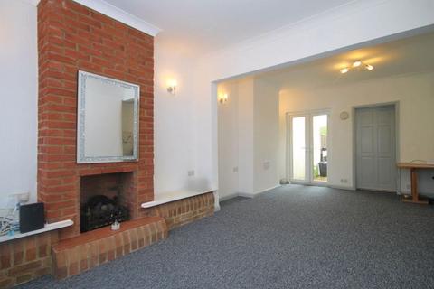 39 Long Drive, Greenford, UB6 8NA