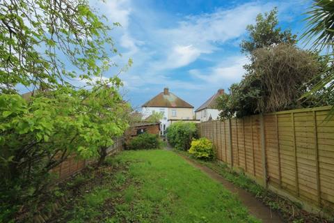 39 Long Drive, Greenford, UB6 8NA