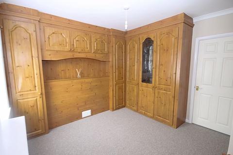 39 Long Drive, Greenford, UB6 8NA