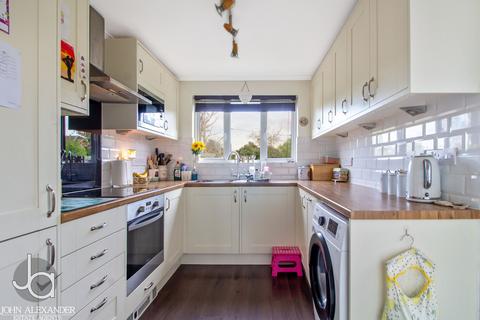 1 Cedar Avenue, Tiptree, Colchester, CO5 0NR