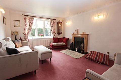 5 Beech Close, Bramley, Tadley, RG26 5UN
