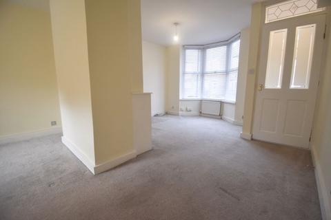 3 bedroom terraced house to rent, George Street, Basingstoke RG21