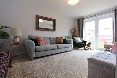 25 Corbel Rise, Chineham, Basingstoke, RG24 8BT
