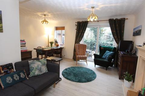 4 bedroom detached house for sale, Ivar Gardens, Basingstoke RG24