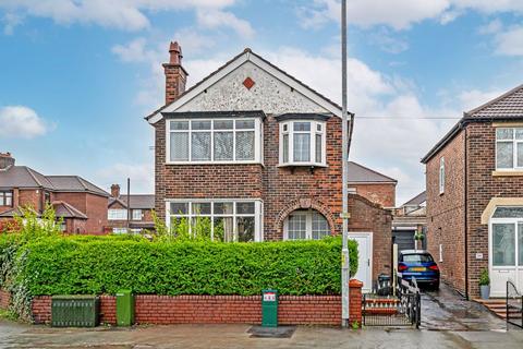 3 bedroom detached house for sale, Chester Road, Warrington