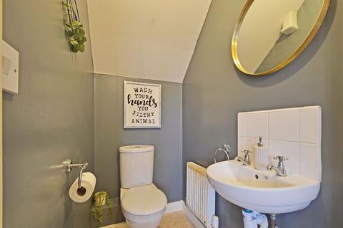 2 Hammer Drive, St Austell, PL25 3FL