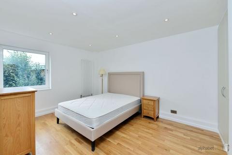 3 bedroom duplex for sale, CANTON STREET, DOCKLANDS, E14