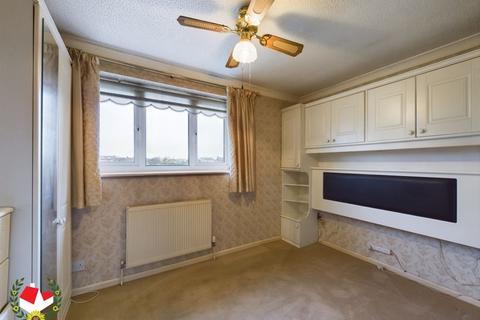 2 bedroom end of terrace house for sale, Hayes Court, Longford, Gloucester GL2 9AW