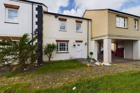 3 bedroom terraced house for sale, Chyandour, Redruth - Family home presented to a high standard