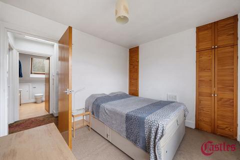 1 bedroom apartment for sale, Stapleton Hall Road, N4