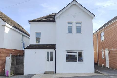 3 bedroom detached house for sale, Phyldon Road, Poole BH12