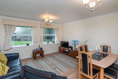 2 bedroom apartment for sale, Newlands Close, Hagley DY9