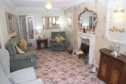 2 bedroom detached bungalow for sale, Buckingham Road, Rowley Regis B65