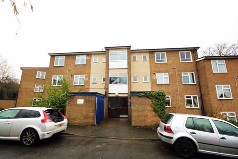 3 bedroom flat for sale, Piper Place, Stourbridge DY8