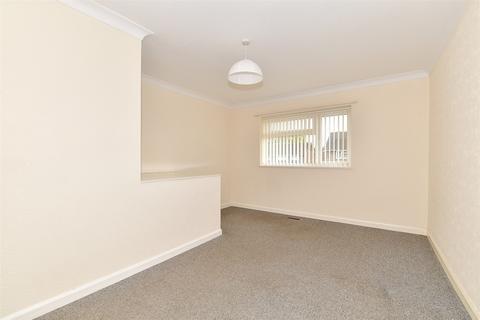 12a Applefield, Crawley, RH10 8BJ