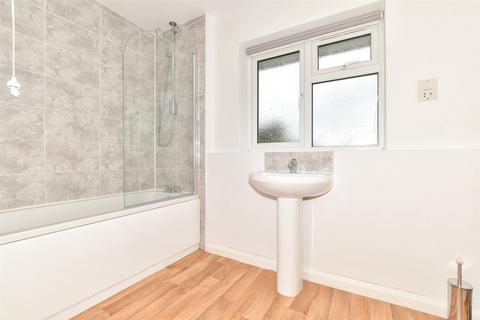 12a Applefield, Crawley, RH10 8BJ
