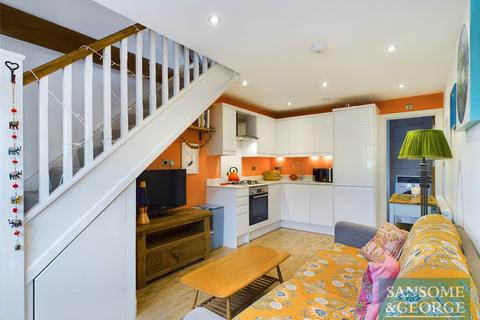 2 bedroom terraced house for sale, Minchens Lane, Bramley, Tadley, Hampshire, RG26