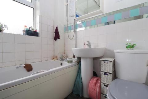 54 Deep Denes, Luton, LU2 7SU