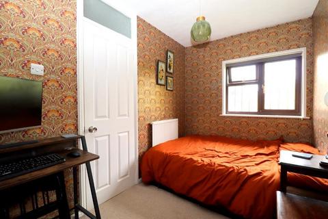 2 bedroom cluster house for sale, Hedley Rise, Wigmore, Luton, Bedfordshire, LU2 8UU