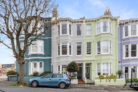 3 bedroom terraced house to rent, Chesham Street, Brighton, BN2 1NA