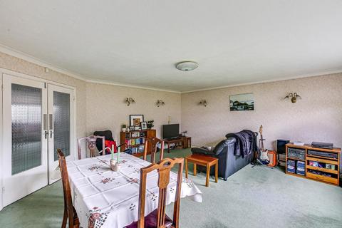 2 Ballater Road, South Croydon, CR2 7HS