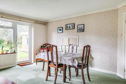 2 Ballater Road, South Croydon, CR2 7HS