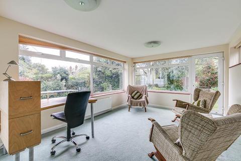 2 Ballater Road, South Croydon, CR2 7HS