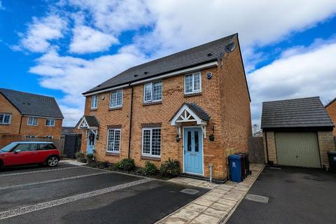 3 bedroom semi-detached house for sale, Pendleton Avenue, Clitheroe, BB7 1FW