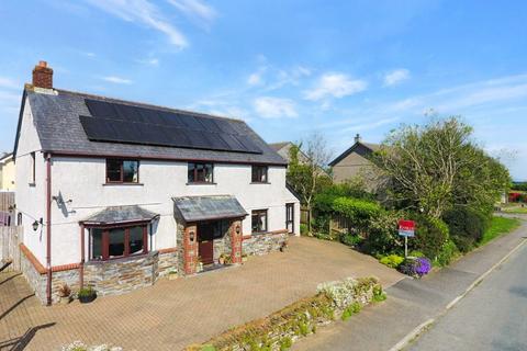 4 bedroom detached house for sale, Wainhouse Corner, Cornwall EX23