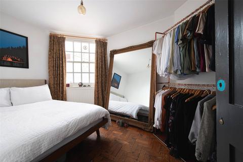 2 bedroom apartment for sale, Stepney, London E1