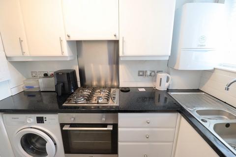 1 bedroom flat for sale, Marina Avenue, Rayleigh, SS6