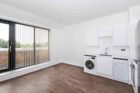 2 bedroom apartment to rent, Lower Richmond Road, Richmond, TW9