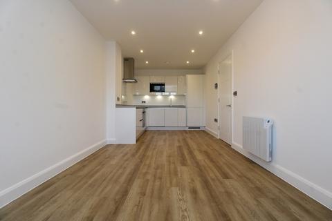 2 bedroom apartment to rent, Leys Avenue, Letchworth Garden City, SG6