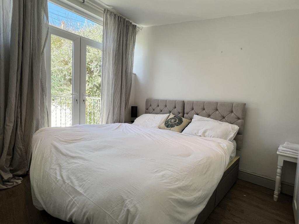 Rear Bedroom 5