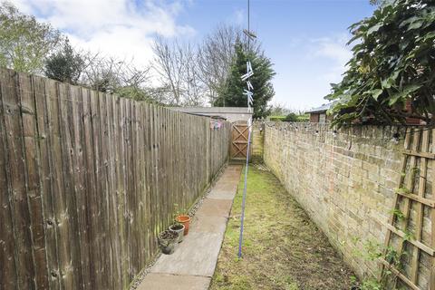 2 bedroom end of terrace house for sale, Leighton Road, Toddington, Bedfordshire, LU5