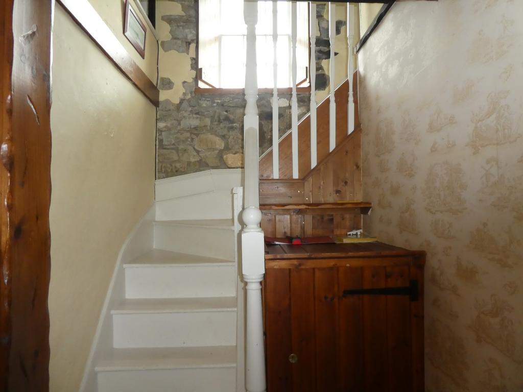 Central Gallaried Landing