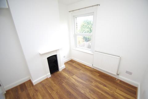 1 bedroom in a house share to rent, Whippendell Road, Watford, WD18