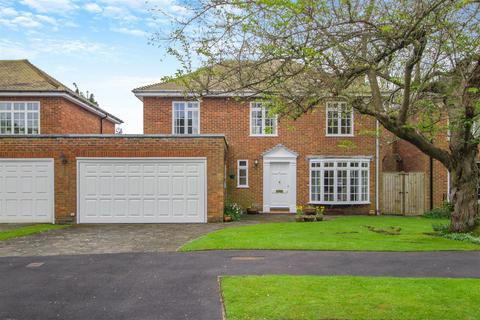 4 bedroom house for sale, Raven Close, Rickmansworth WD3