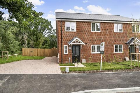 4 bedroom semi-detached house for sale, Berry Way, Park Gate SO31