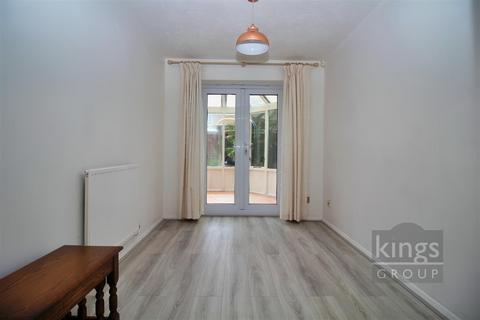 42 Challinor, Church Langley, Harlow, CM17 9XA