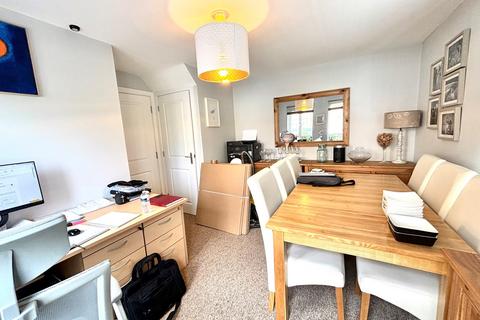 4 bedroom semi-detached house to rent, Mildmay Link, Wolverton, Milton Keynes, MK12