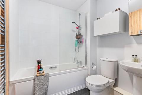 1 bedroom flat for sale, Nursery View House, Morden SM4