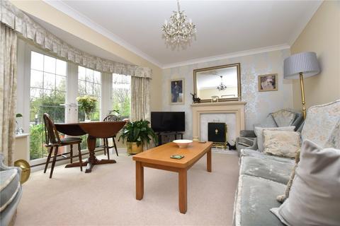 4 bedroom detached house for sale, Suffield Drive, Morley, Leeds