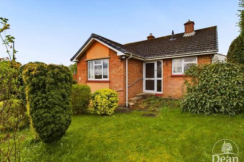 2 bedroom detached bungalow for sale, Kimberley Close, Lydney GL15