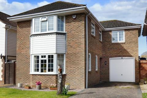 3 bedroom detached house for sale, Sycamore Close, Angmering BN16
