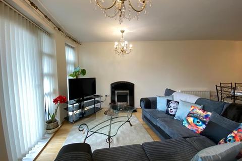 2 bedroom apartment to rent, Manchester Road, Manchester