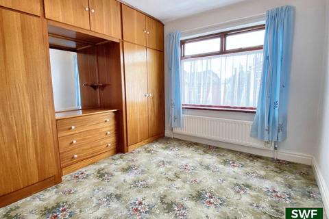 98 Swan Bank, Penn, Wolverhampton, WV4 5PZ