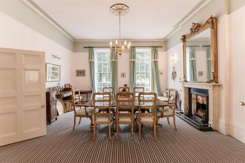 18 West Mall, Clifton, Bristol, BS8 4BQ