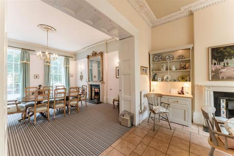 18 West Mall, Clifton, Bristol, BS8 4BQ