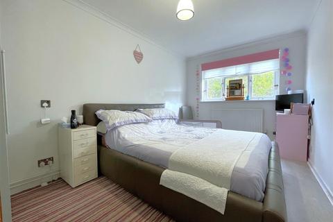 42 Hillside Road, Bromley, BR2 0ST